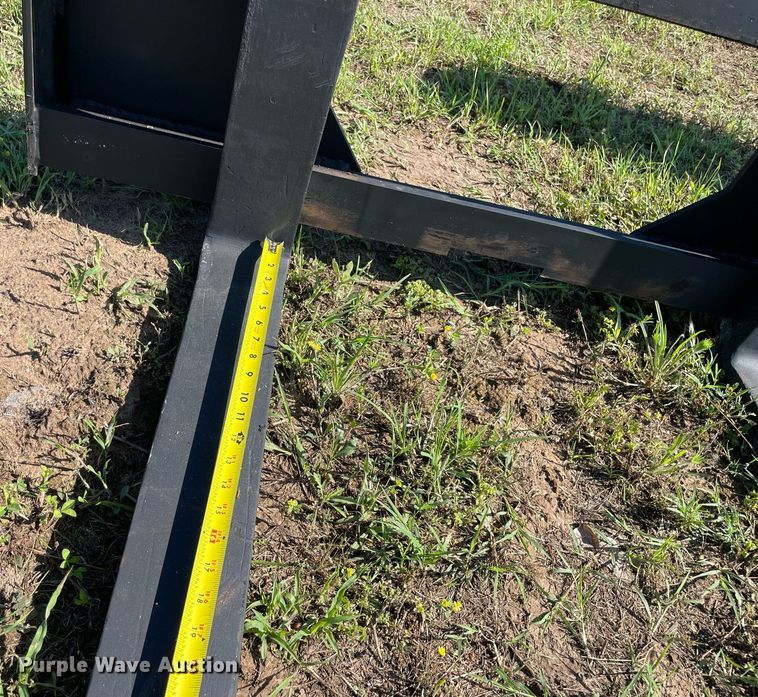 image for item DM0248 48" L skid steer forks