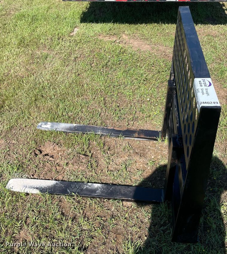 image for item DM0249 48" L skid steer forks