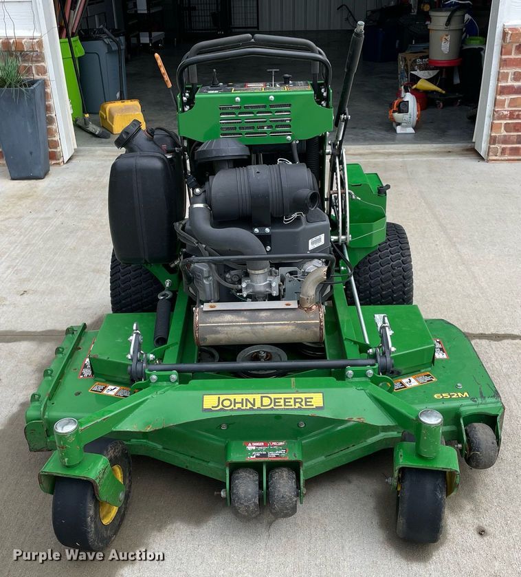 image for item DM0251 2018 John Deere 652M  ZTR lawn mower