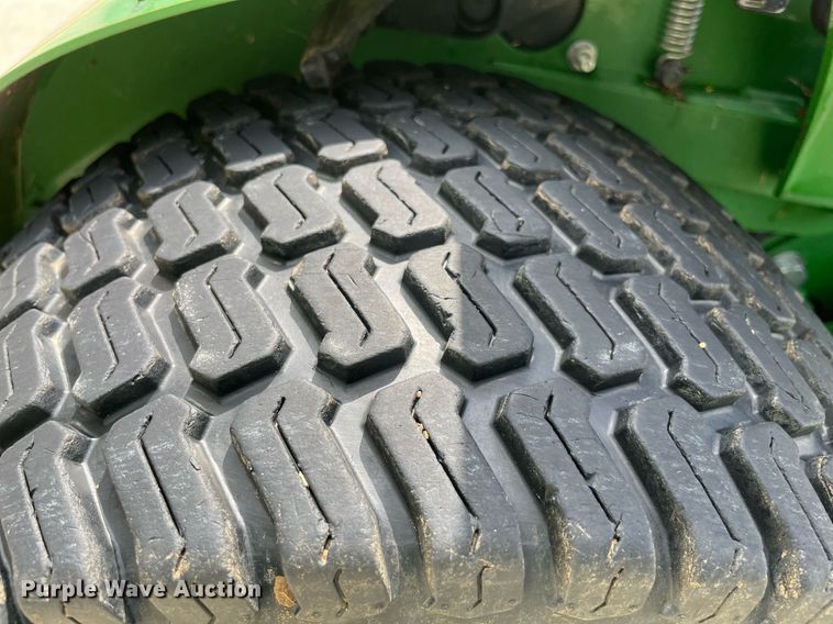 image for item DM0251 2018 John Deere 652M  ZTR lawn mower