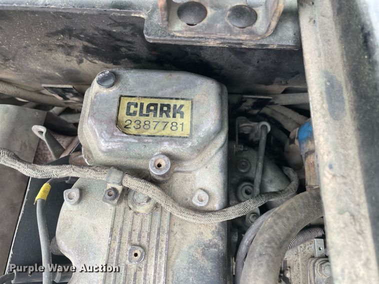 image for item DM0252 Clark GCS25MB  forklift