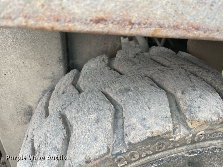 image for item DM0252 Clark GCS25MB  forklift