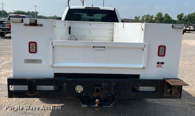 image for item DM0254 2019 Ford F350 Super Duty  SuperCab utility bed pickup truck