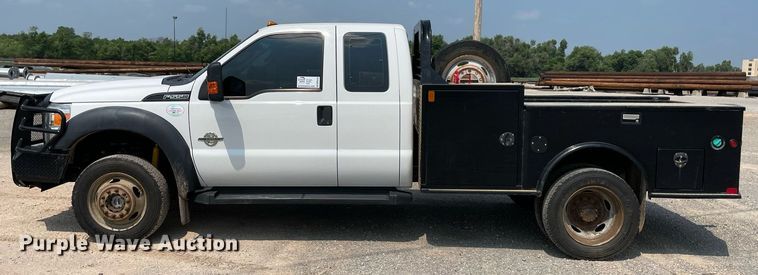 image for item DM0256 2016 Ford F550  SuperCab flatbed truck