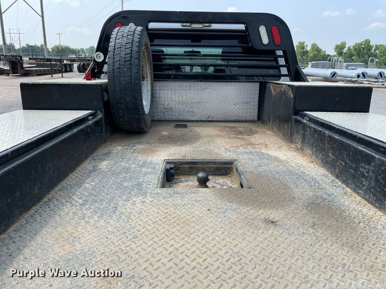 image for item DM0256 2016 Ford F550  SuperCab flatbed truck