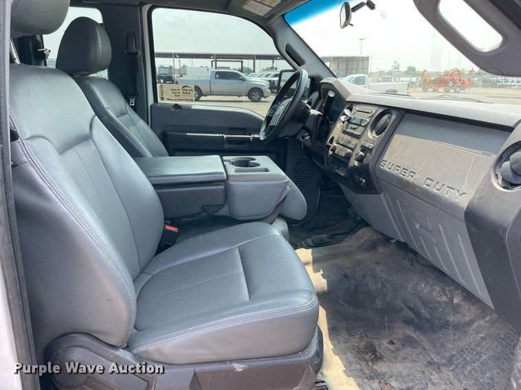 image for item DM0256 2016 Ford F550  SuperCab flatbed truck