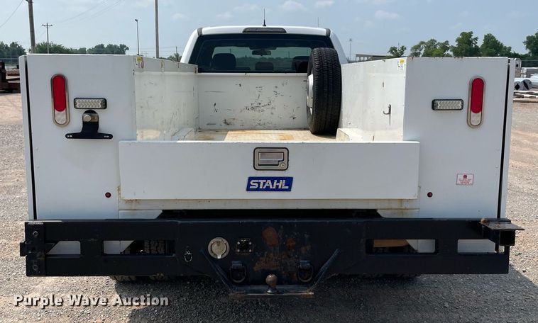 image for item DM0257 2018 Ford F350 Super Duty  SuperCab utility bed pickup truck