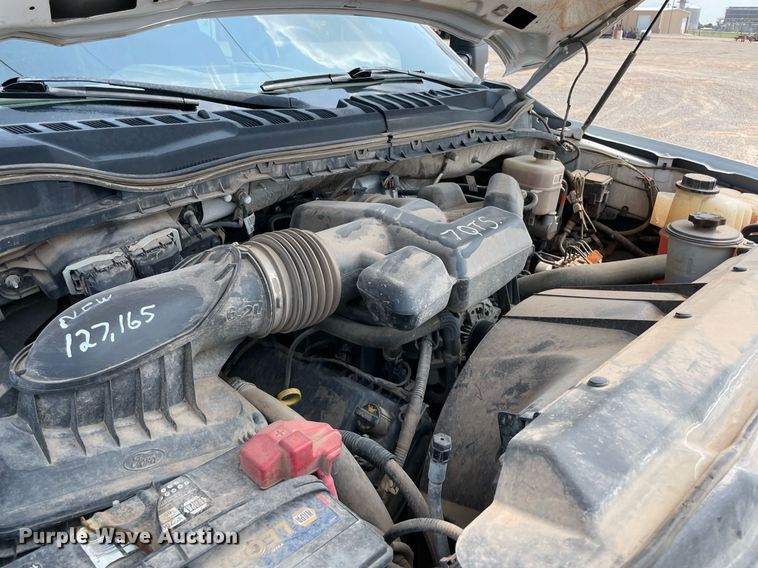 image for item DM0257 2018 Ford F350 Super Duty  SuperCab utility bed pickup truck