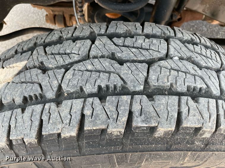 image for item DM0257 2018 Ford F350 Super Duty  SuperCab utility bed pickup truck