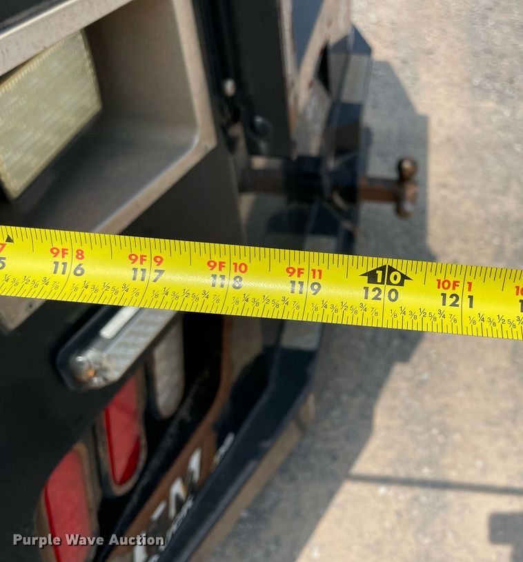 image for item DM0258 2017 Ford F550 Super Duty  SuperCab flatbed truck