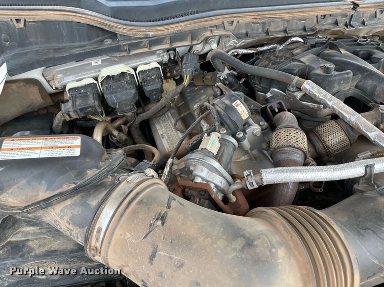 image for item DM0258 2017 Ford F550 Super Duty  SuperCab flatbed truck