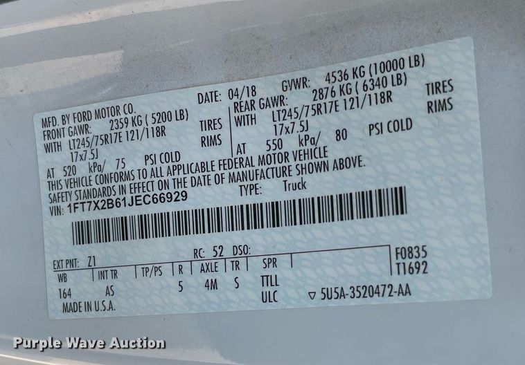 image for item DM0260 2018 Ford F250 Super Duty  SuperCab utility bed pickup truck