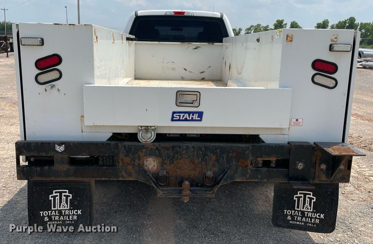 image for item DM0261 2017 Ford F350 Super Duty  SuperCab utility bed pickup truck