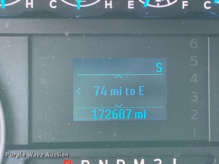 image for item DM0261 2017 Ford F350 Super Duty  SuperCab utility bed pickup truck