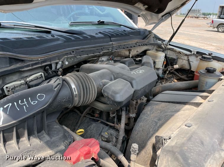 image for item DM0261 2017 Ford F350 Super Duty  SuperCab utility bed pickup truck