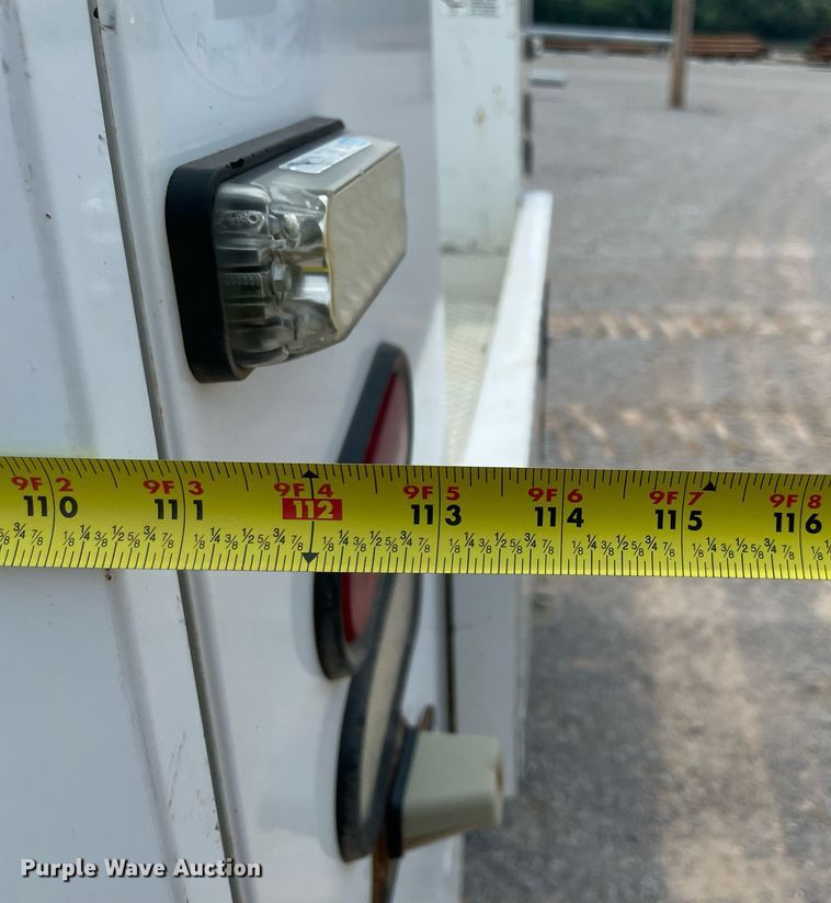 image for item DM0262 2017  Ford F350 Super Duty  SuperCab utility bed pickup truck