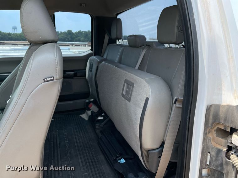 image for item DM0262 2017  Ford F350 Super Duty  SuperCab utility bed pickup truck