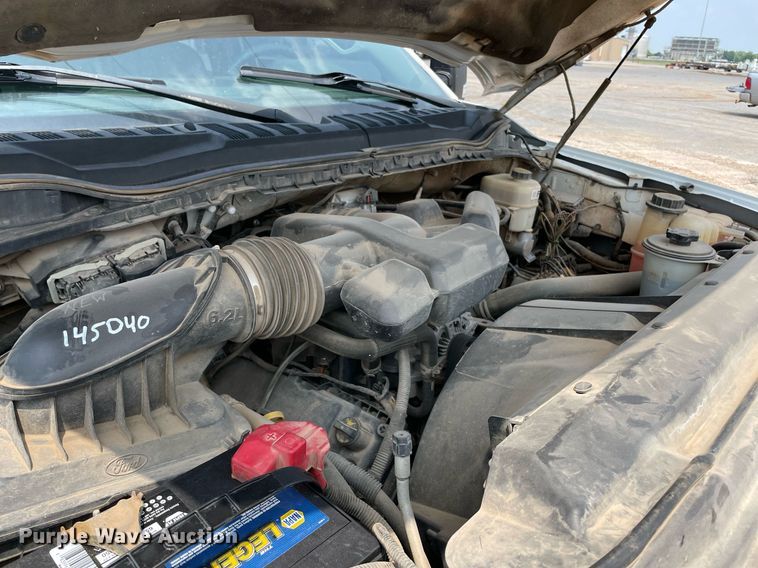 image for item DM0262 2017  Ford F350 Super Duty  SuperCab utility bed pickup truck