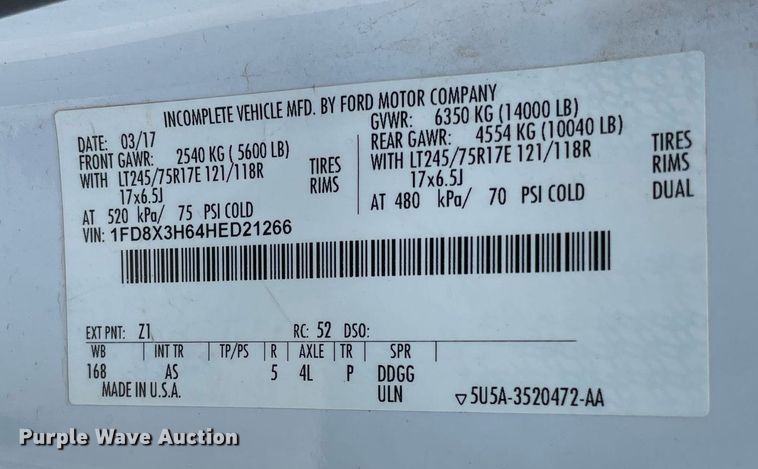 image for item DM0262 2017  Ford F350 Super Duty  SuperCab utility bed pickup truck