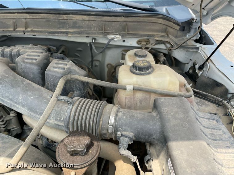 image for item DM0263 2016 Ford F350 Super Duty  SuperCab utility bed pickup truck