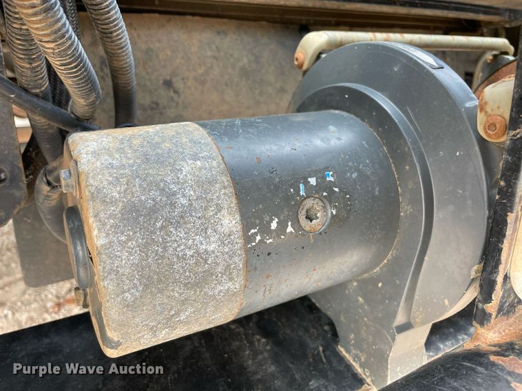 image for item DM0263 2016 Ford F350 Super Duty  SuperCab utility bed pickup truck