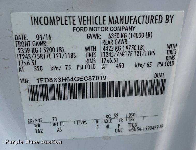 image for item DM0263 2016 Ford F350 Super Duty  SuperCab utility bed pickup truck