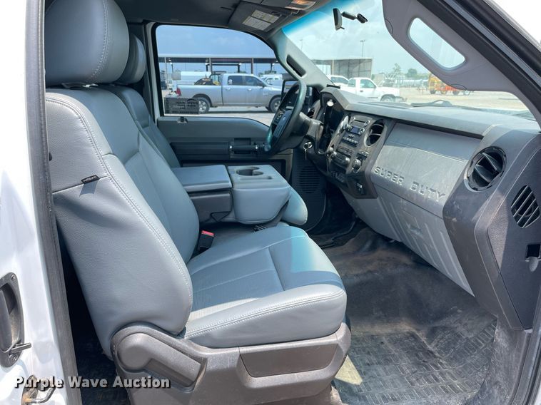 image for item DM0264 2016 Ford F250 Super Duty  SuperCab pickup truck