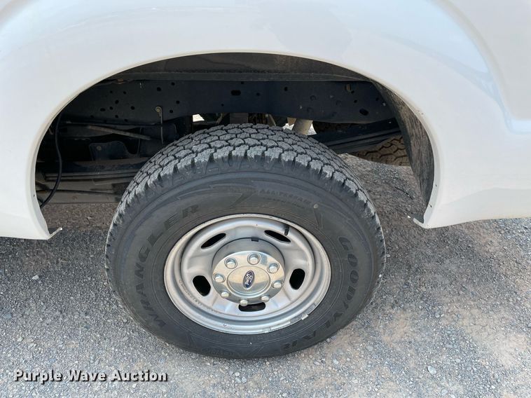 image for item DM0264 2016 Ford F250 Super Duty  SuperCab pickup truck