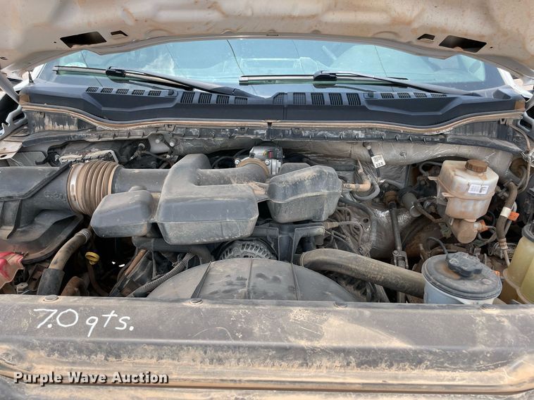 image for item DM0266 2018 Ford F350 Super Duty  SuperCab utility bed pickup truck