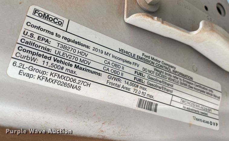 image for item DM0266 2018 Ford F350 Super Duty  SuperCab utility bed pickup truck