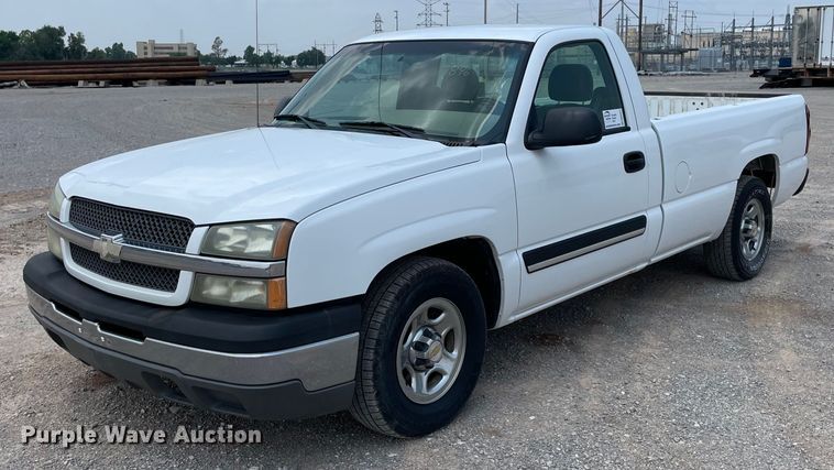 image for item DM0267 2004 Chevrolet Silverado 1500  pickup truck