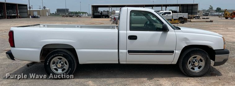 image for item DM0267 2004 Chevrolet Silverado 1500  pickup truck