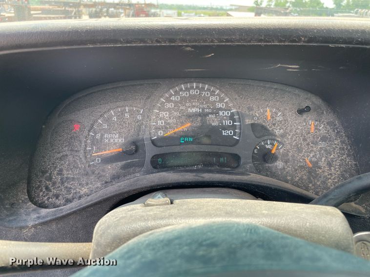 image for item DM0267 2004 Chevrolet Silverado 1500  pickup truck