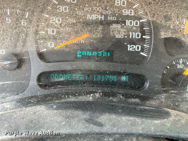 image for item DM0267 2004 Chevrolet Silverado 1500  pickup truck