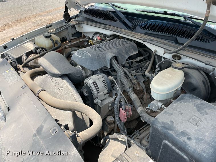 image for item DM0267 2004 Chevrolet Silverado 1500  pickup truck