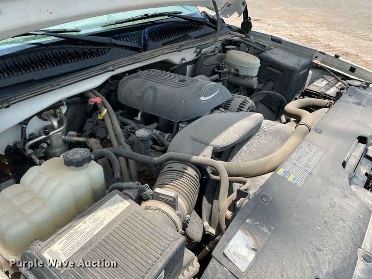 image for item DM0267 2004 Chevrolet Silverado 1500  pickup truck