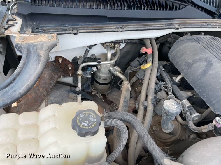 image for item DM0267 2004 Chevrolet Silverado 1500  pickup truck