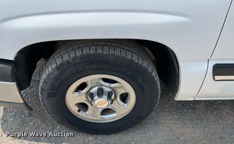 image for item DM0267 2004 Chevrolet Silverado 1500  pickup truck