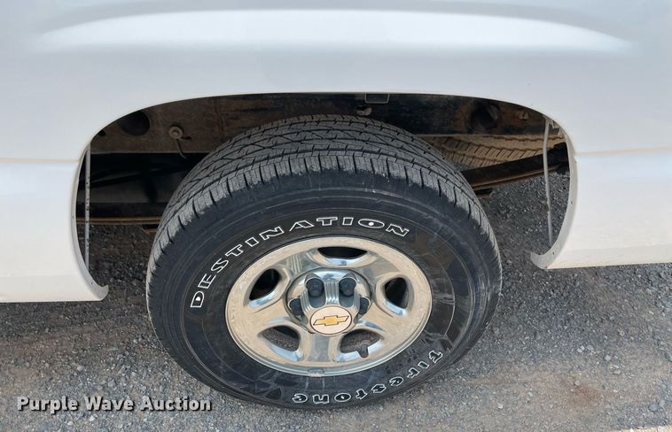 image for item DM0267 2004 Chevrolet Silverado 1500  pickup truck