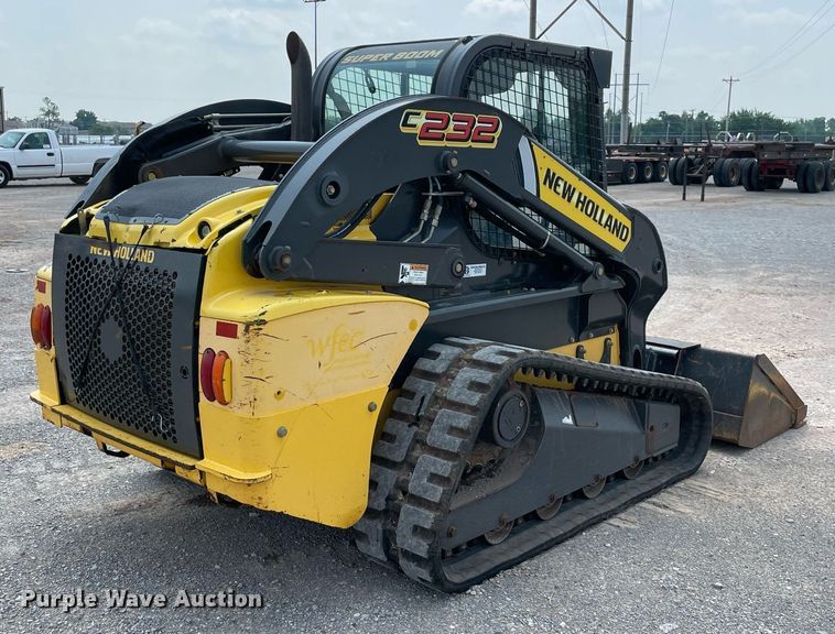 image for item DM0268 2013 New Holland C232  tracked skid steer loader