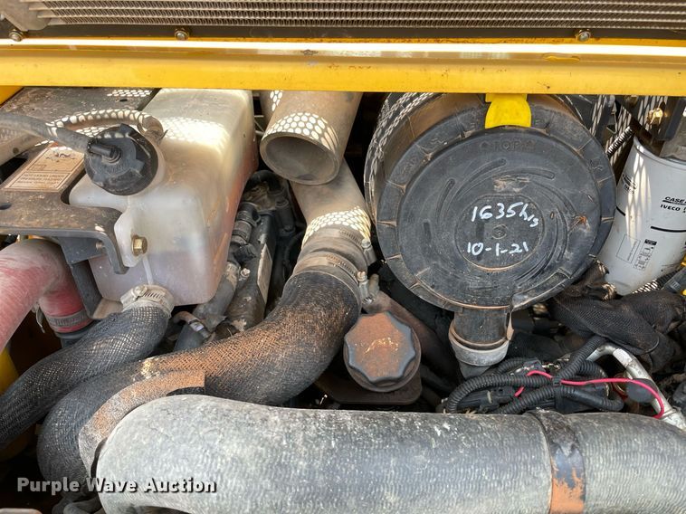 image for item DM0268 2013 New Holland C232  tracked skid steer loader