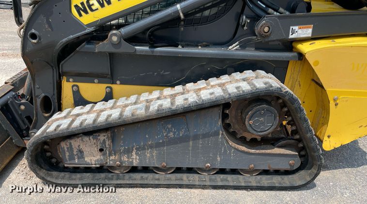 image for item DM0268 2013 New Holland C232  tracked skid steer loader