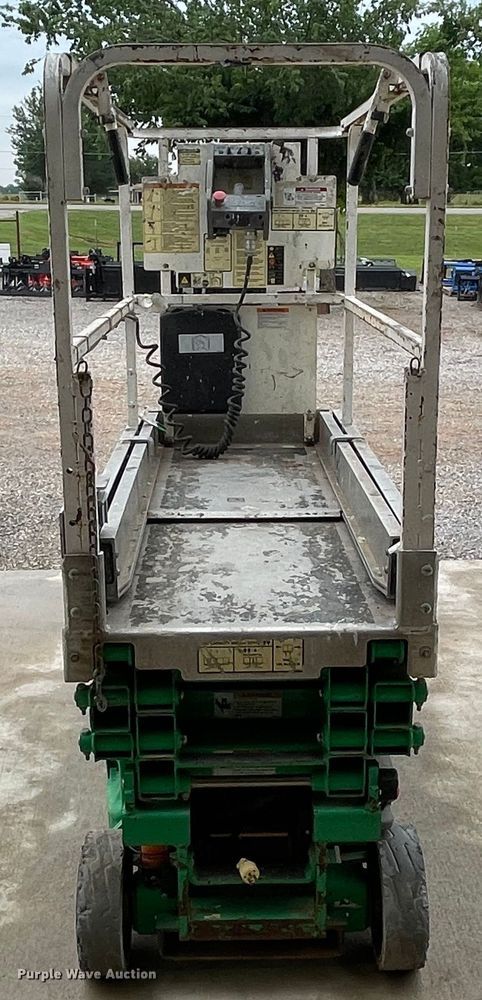 image for item DM0269 JLG 1930ES  scissor lift