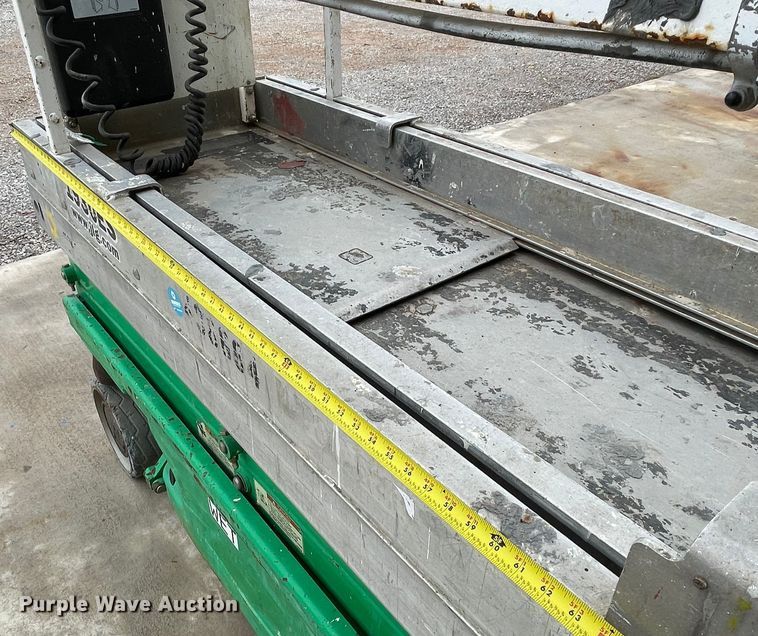 image for item DM0269 JLG 1930ES  scissor lift