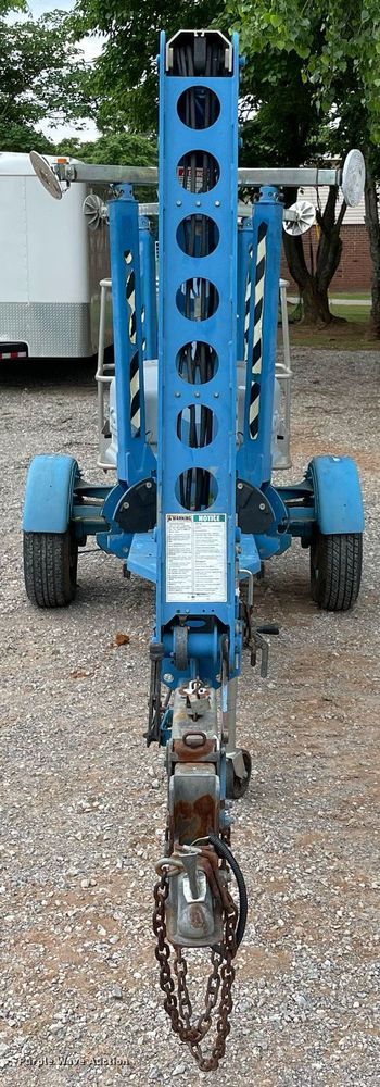 image for item DM0273 2002 Genie TMZ-34/19  boom lift