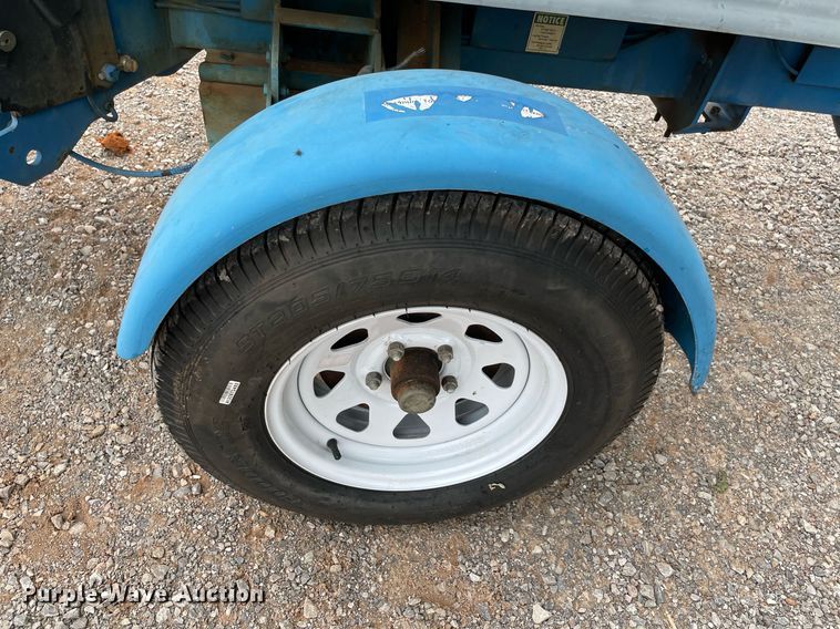 image for item DM0273 2002 Genie TMZ-34/19  boom lift