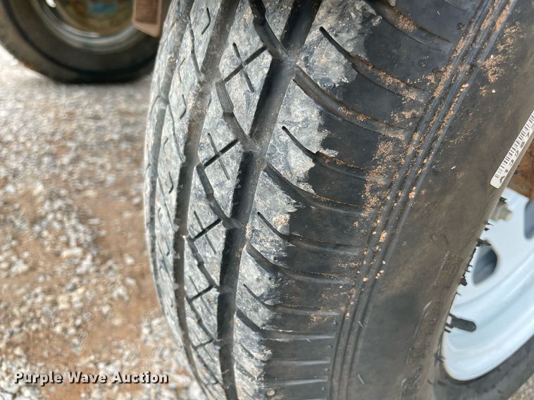 image for item DM0273 2002 Genie TMZ-34/19  boom lift