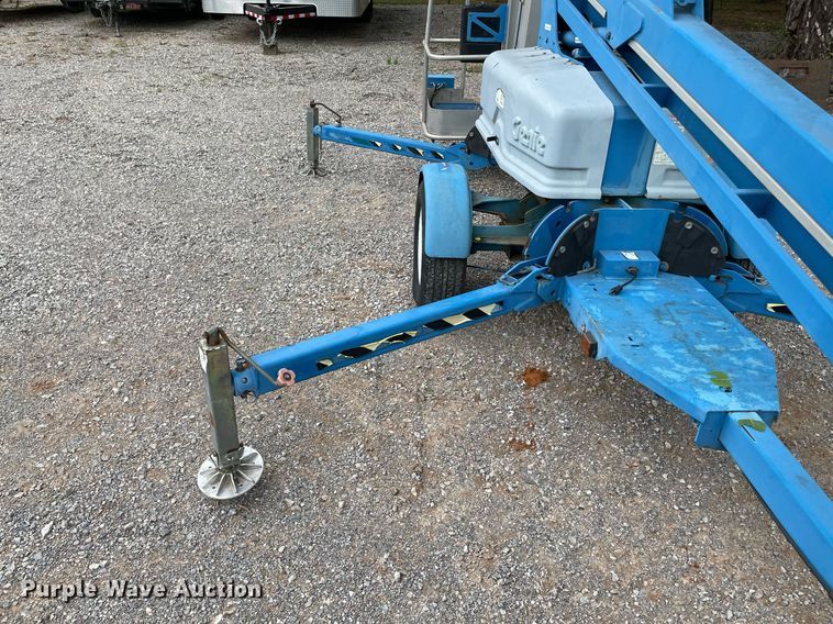 image for item DM0273 2002 Genie TMZ-34/19  boom lift