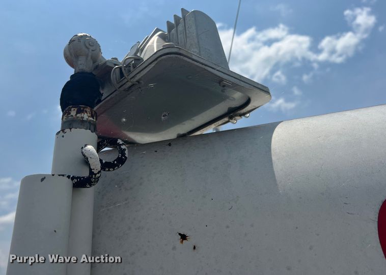 image for item DN3023 1996 Ford F350  Crew Cab rescue vehicle