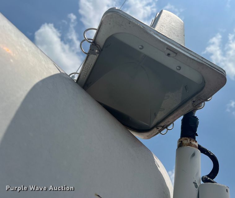 image for item DN3023 1996 Ford F350  Crew Cab rescue vehicle